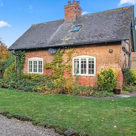 Beautiful 2 Bedroom Cottage In Oxton Oxton  Buitenkant foto