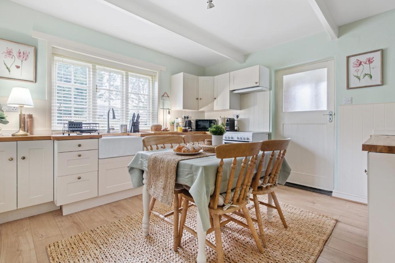 Beautiful 2 Bedroom Cottage In Oxton Oxton  Buitenkant foto