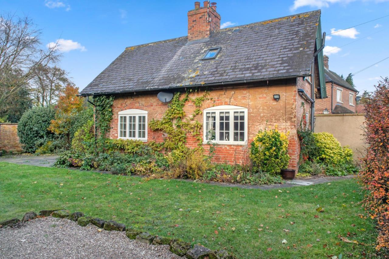 Beautiful 2 Bedroom Cottage In Oxton Oxton  Buitenkant foto